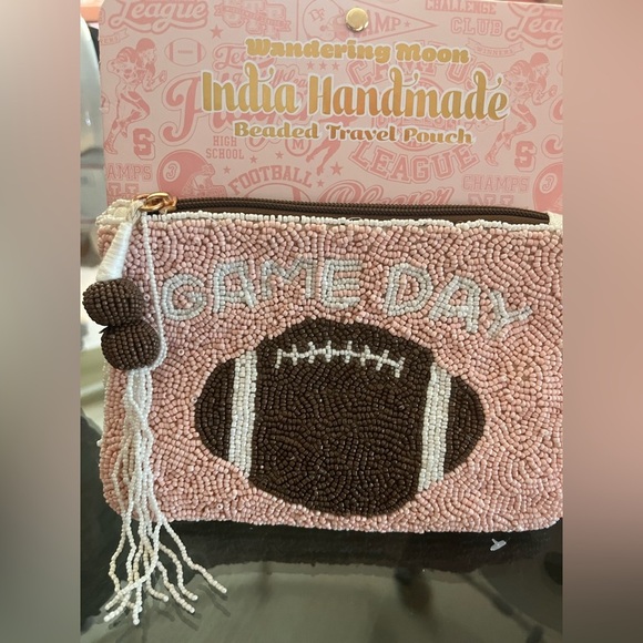 🏈NWT Football Season Beaded Purse! - Picture 4 of 5